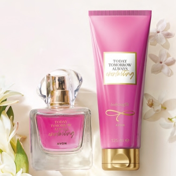 AVON TTA EVERLASTING 2-teiliges Set mit Eau de Parfum Spray & Körpermousse